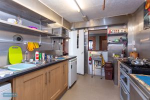 Photo 25- click for photo gallery